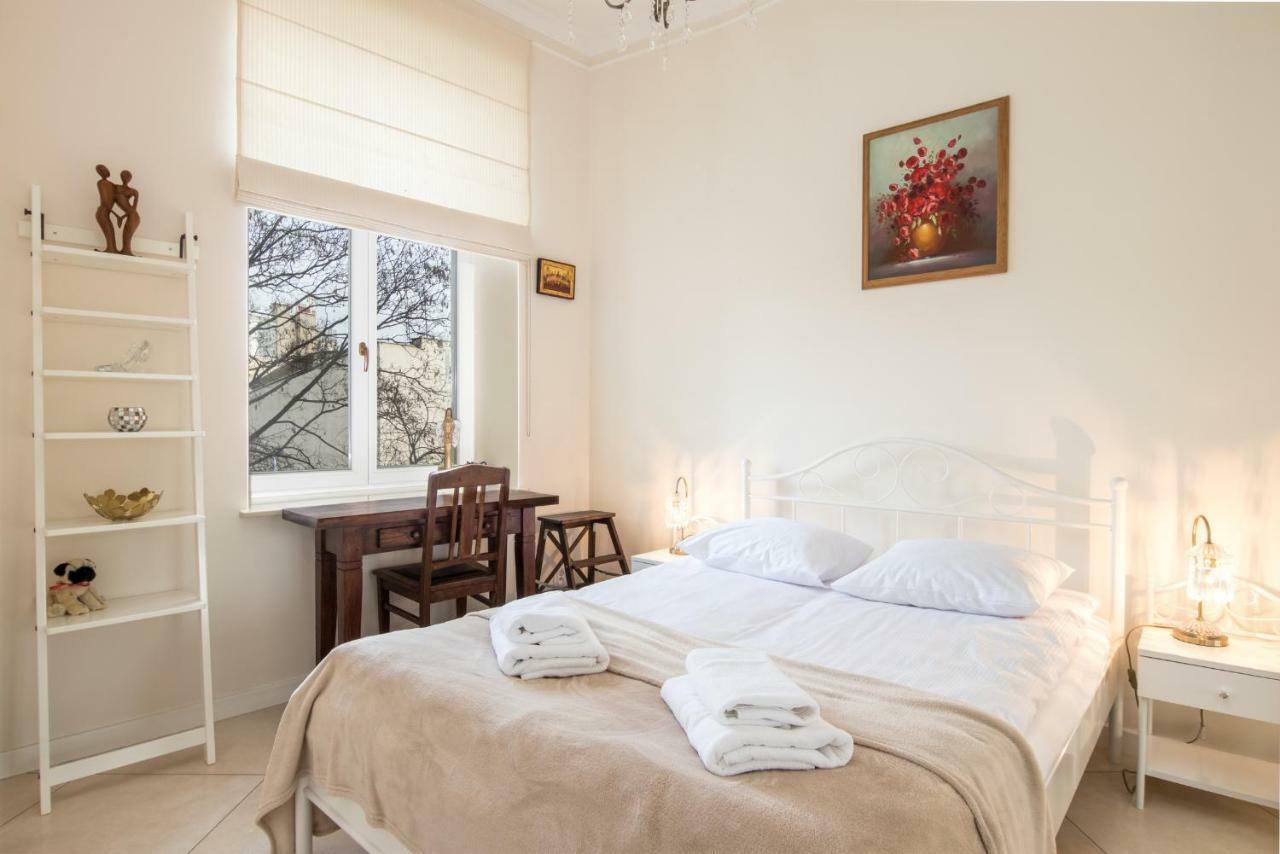 Cheerful Air Conditioned Apartment With Mezzanine And Parking - Old Town Краков Экстерьер фото