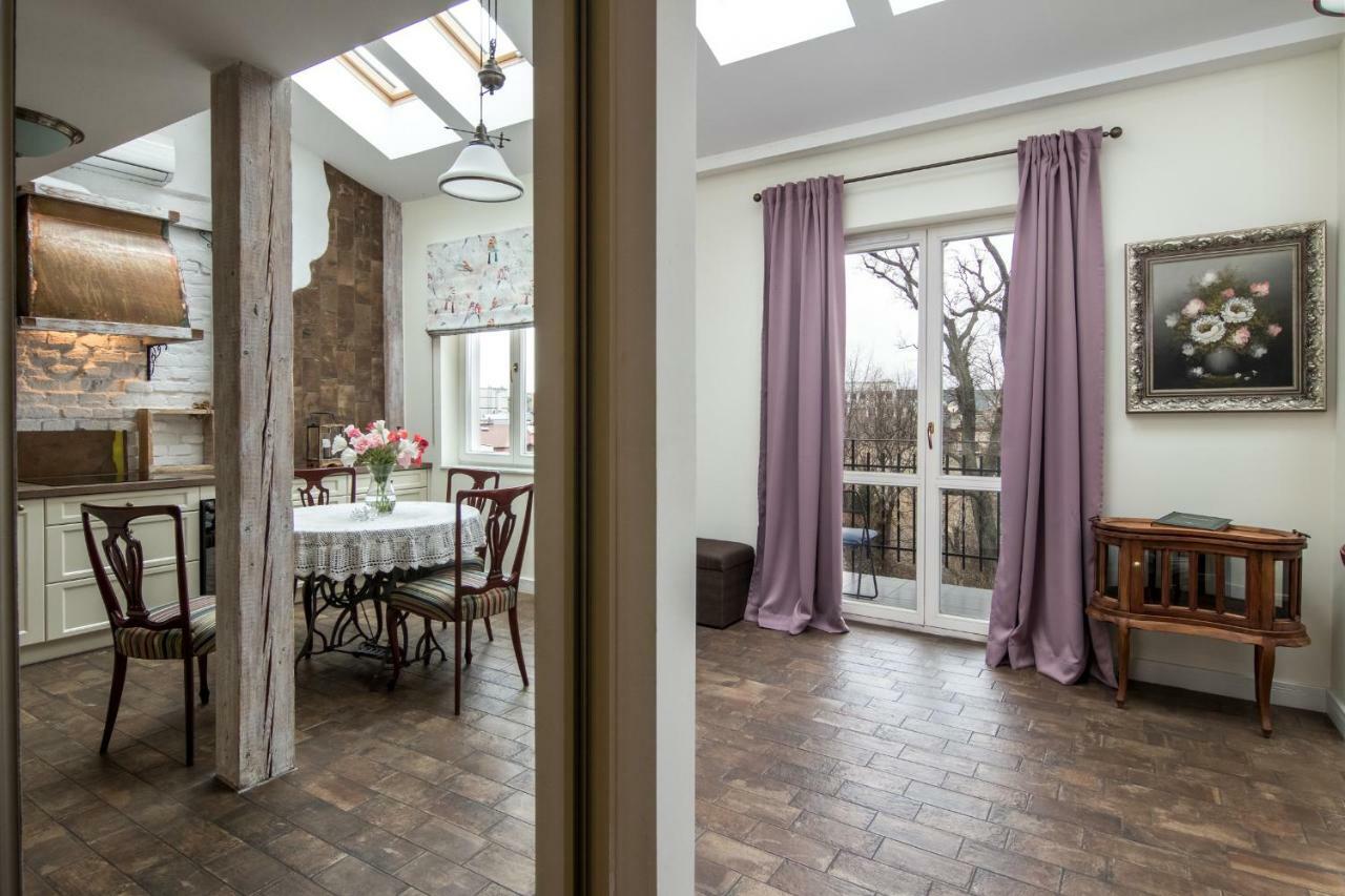 Cheerful Air Conditioned Apartment With Mezzanine And Parking - Old Town Краков Экстерьер фото