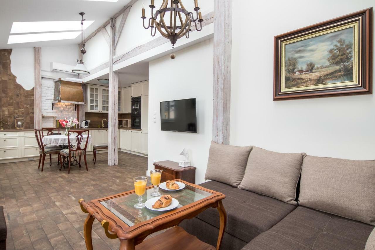 Cheerful Air Conditioned Apartment With Mezzanine And Parking - Old Town Краков Экстерьер фото