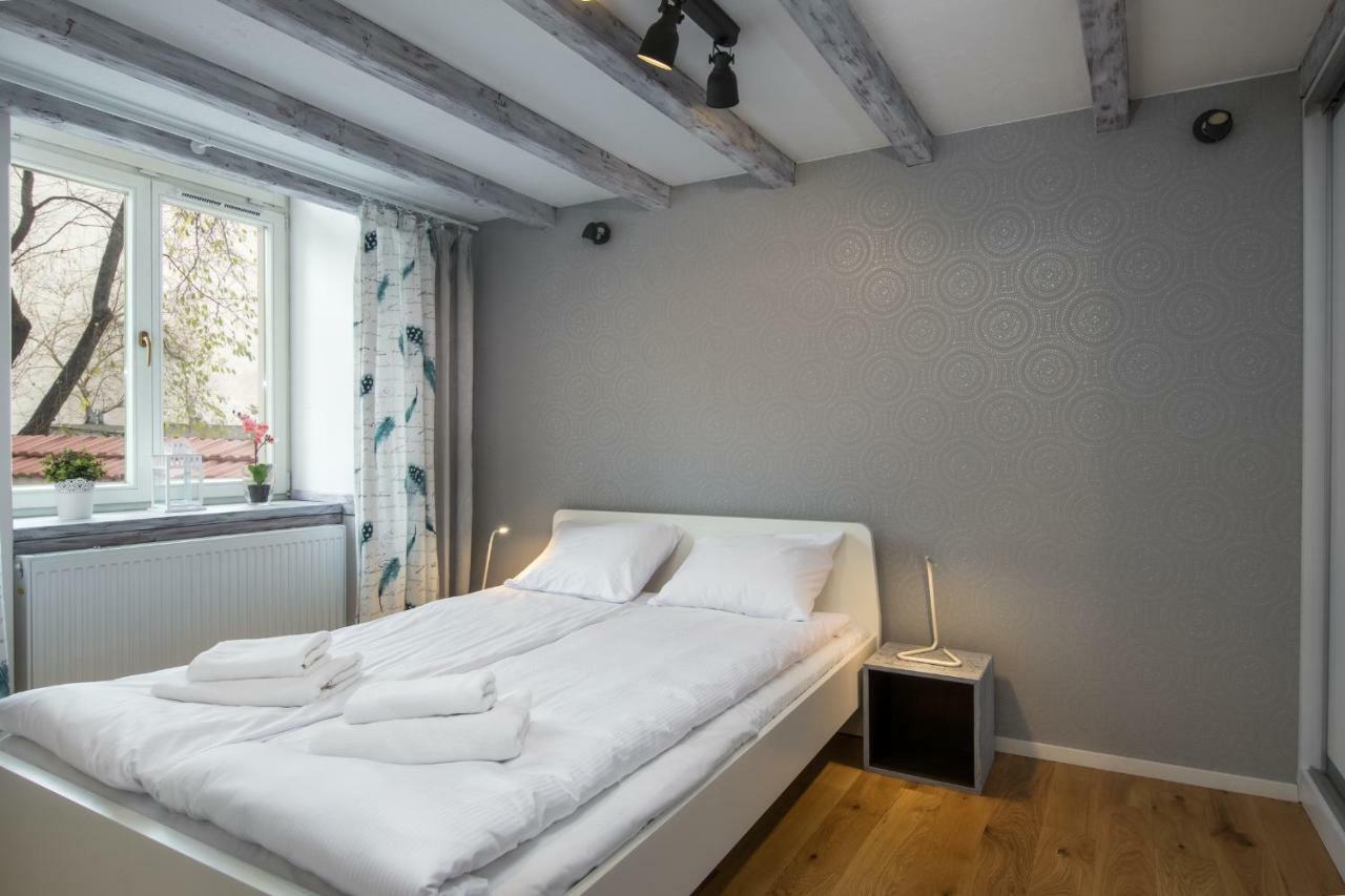 Cheerful Air Conditioned Apartment With Mezzanine And Parking - Old Town Краков Экстерьер фото