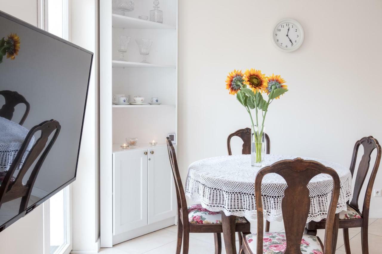 Cheerful Air Conditioned Apartment With Mezzanine And Parking - Old Town Краков Экстерьер фото