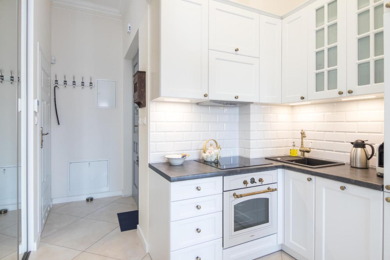 Cheerful Air Conditioned Apartment With Mezzanine And Parking - Old Town Краков Экстерьер фото